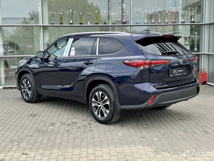 Toyota Highlander 3.5 AT, 2022, 94 км
