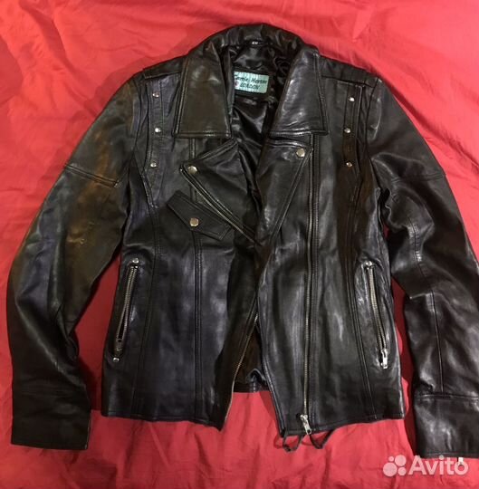 Байкерская куртка женская