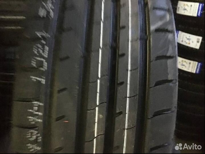 Windforce Catchfors UHP 245/35 R20 95Y