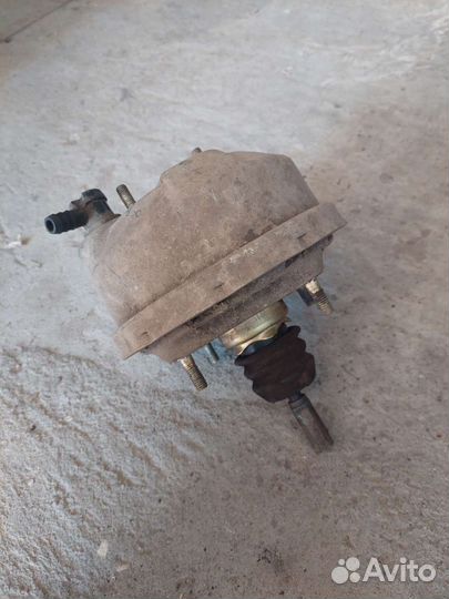 Вакуумный усилитель тормозов Ока