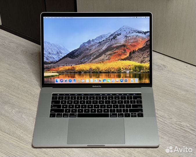 Macbook Pro 15 2017 (2018) i7 16gb 256gb
