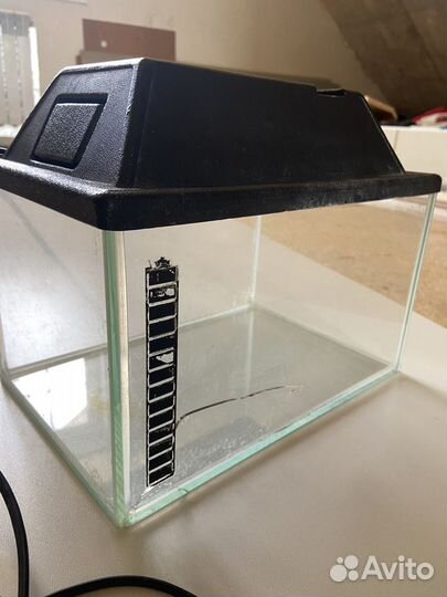 Крышка аквариума с лампой