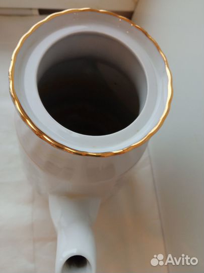 Чайник времен СССР фарфор знак качества Рига клейм