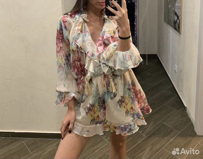 Комбинезон с открытой спиной и в стиле Zimmermann