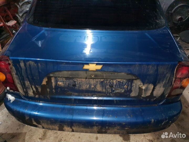 Крышка багажника Шевролет Ланос