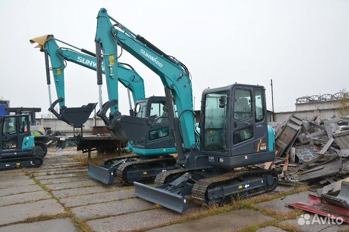 Мини-экскаватор Sunward SWE 60E, 2023