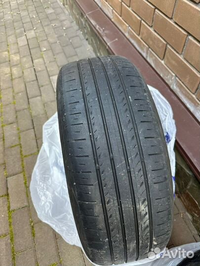 Nexen Aria AH7 235/55 R19