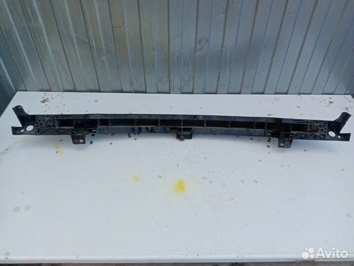 Усилитель бампера передний Peugeot 206 седан KFW