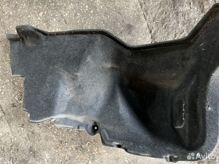 Обшивка багажника Toyota Corolla 150 королла