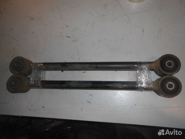 Тяга задняя продольная правая