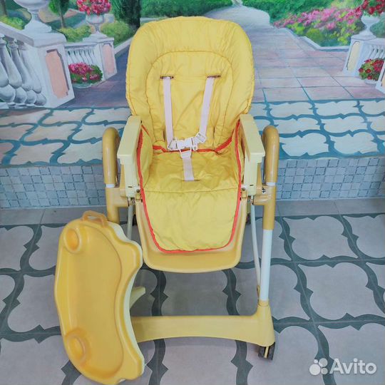 Стульчик для кормления