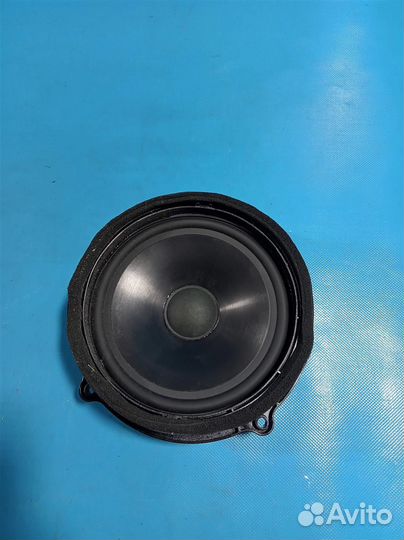 Динамик задней правой двери Land Rover range rove