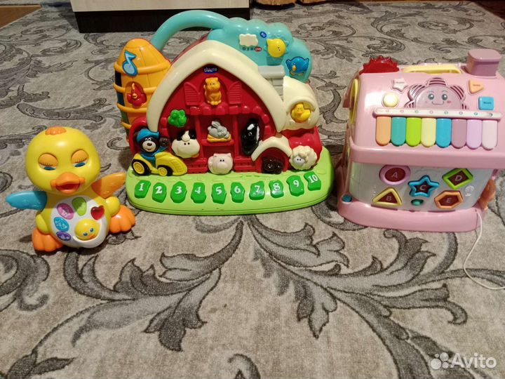 Игрушки фирменные пакетомchicco и другие