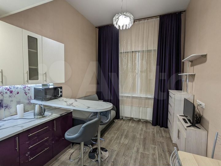 Квартира-студия, 32 м², 1/8 эт.