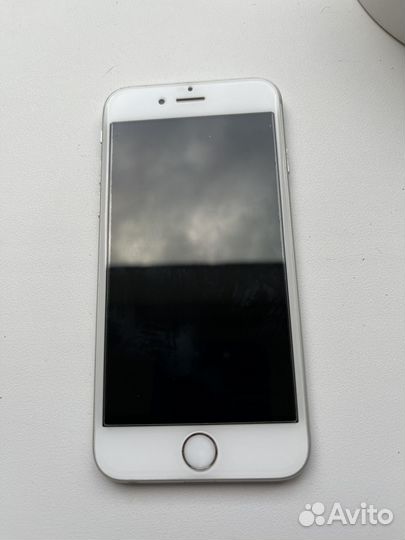 Продается iPhone 6S б/у