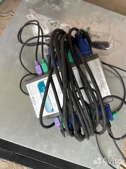 Dkvm switch
