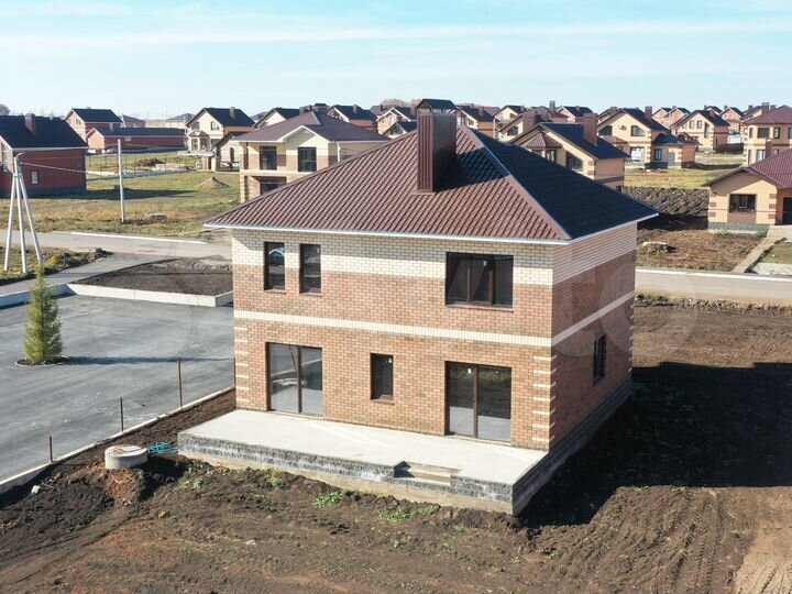 Дом 194 м² на участке 10 сот.