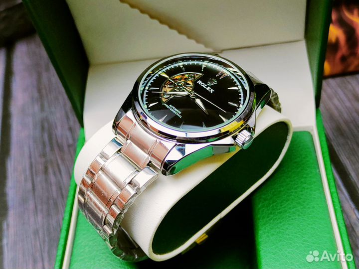 Механические часы для мужчины