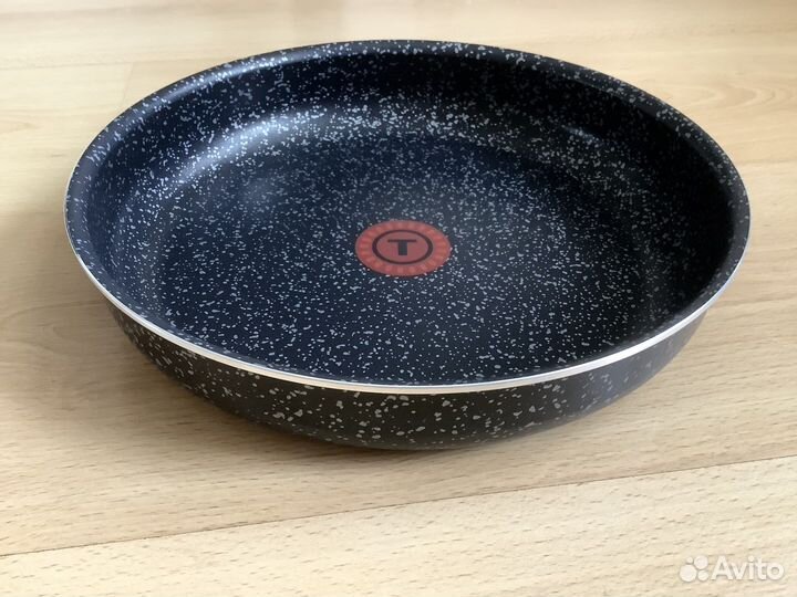 Сковородка tefal 24см. Франция