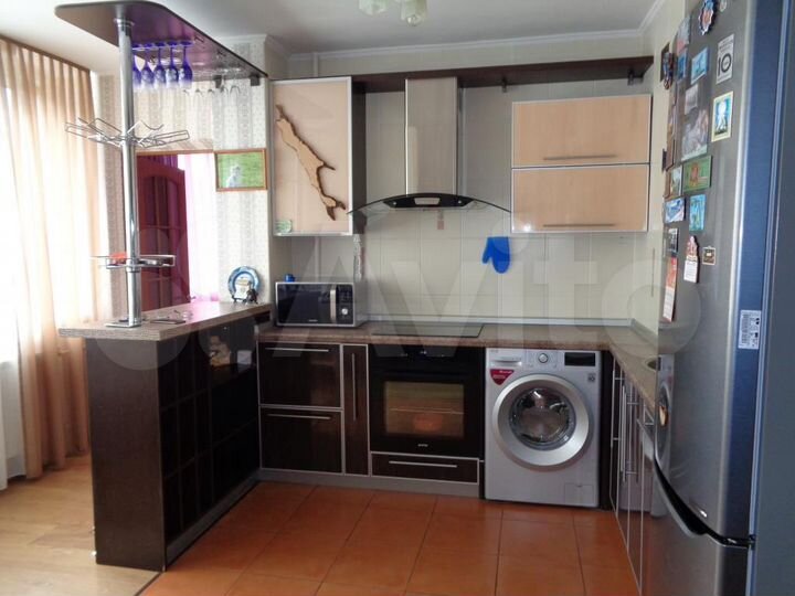 2-к. квартира, 74,1 м², 3/10 эт.