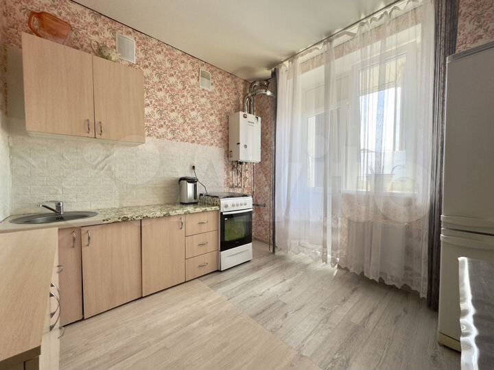 2-к. квартира, 47 м², 4/4 эт.