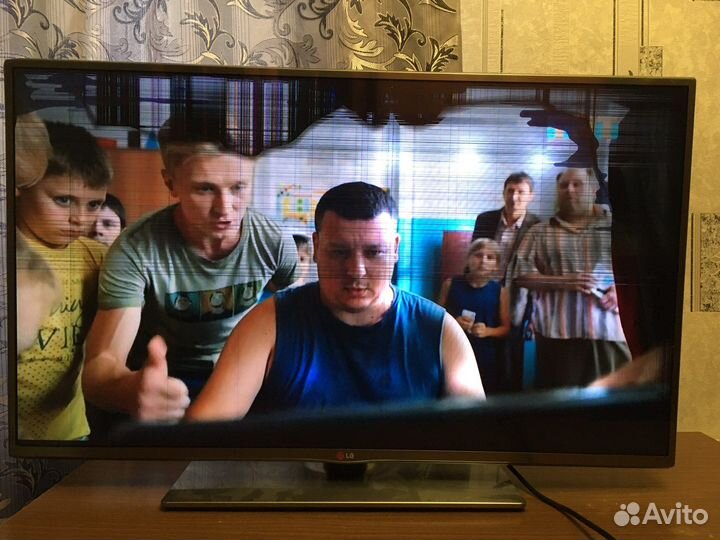 Телевизор LG 42LB650V