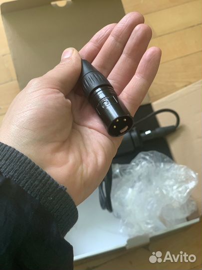 Микрофон Audio technica AT2020 от певицы как новый