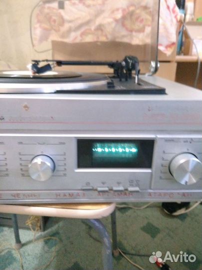 Проигроватил винила романтика