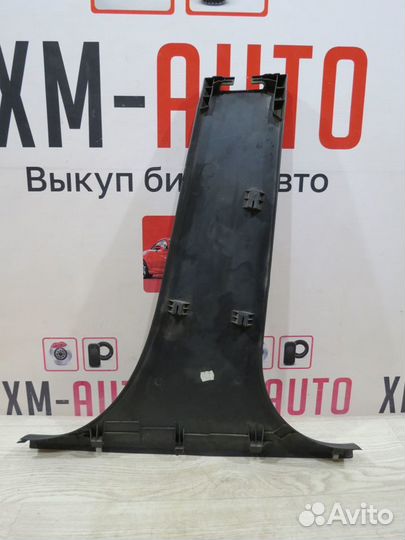 Обшивка стойки средняя левая Skoda Fabia