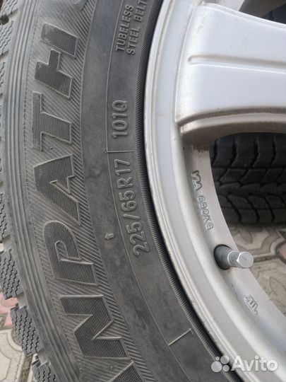 Toyo Winter Tranpath S1 225/65 R17