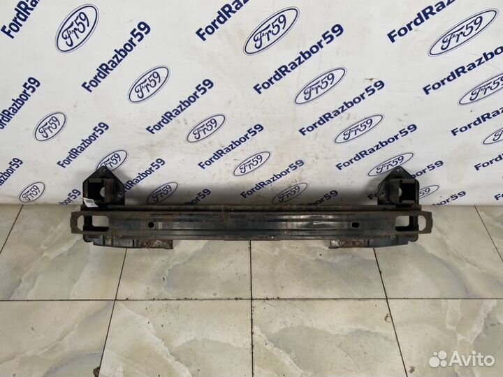 Усилитель бампера передний Hyundai Tucson JM