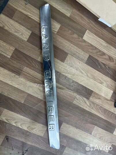 Молдинг двери багажника хром