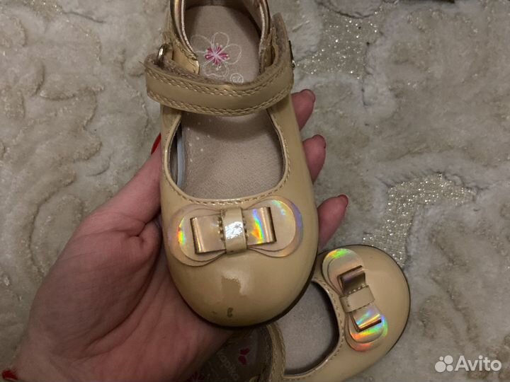 Туфли на девочку