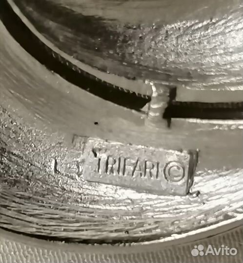 Брошь винтажная США Trifari