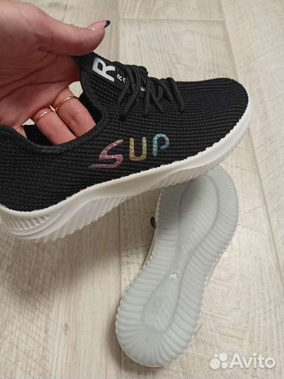 Слипоны женские