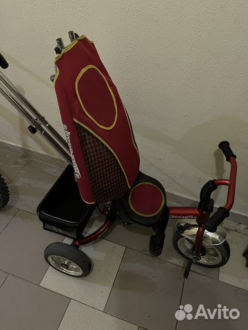 Детский велосипед с ручкой