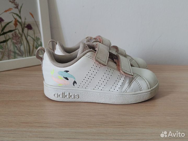 Кроссовки adidas