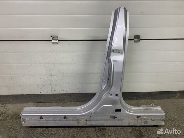 Порог левый Ford Focus 3