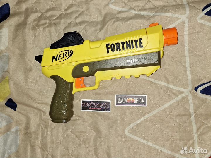 Игрушечный пистолет