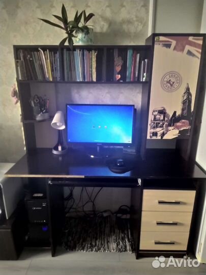 Компьютерный стол венге