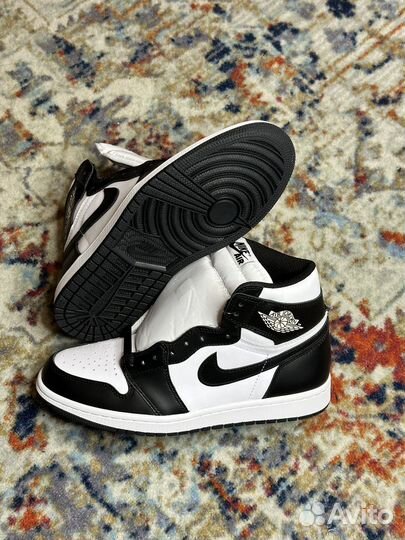 Кроссовки Nike Air Jordan 1 High OG Black White