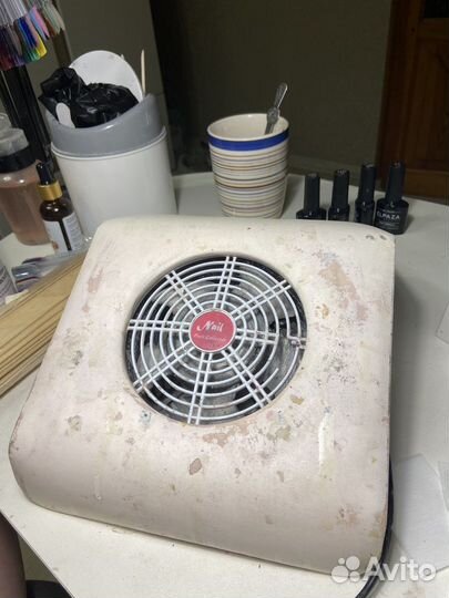 Вытяжка для маникюра