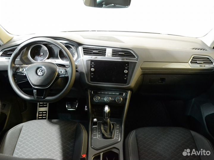 Volkswagen Tiguan 1.4 AMT, 2018, 74 800 км