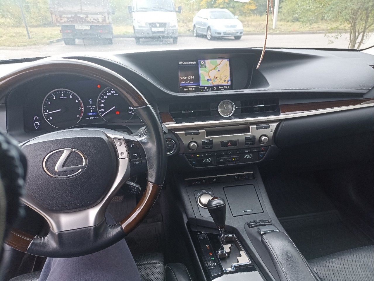 Lexus ES: фото владельца