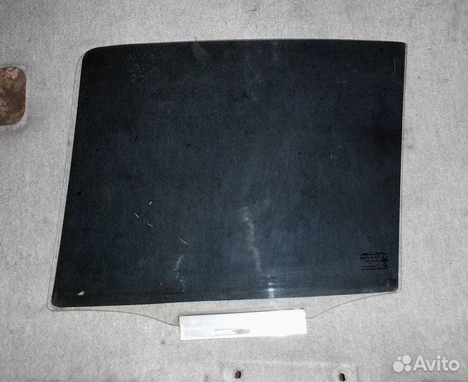 Стекло двери задней правой Daewoo Nexia N150