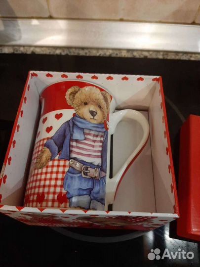 Новые красивые кружки со стразами и не только