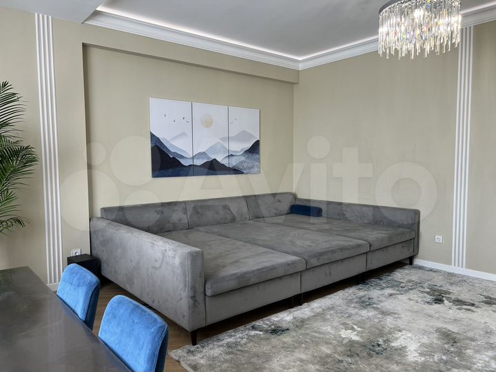 3-к. квартира, 135 м², 9/10 эт.