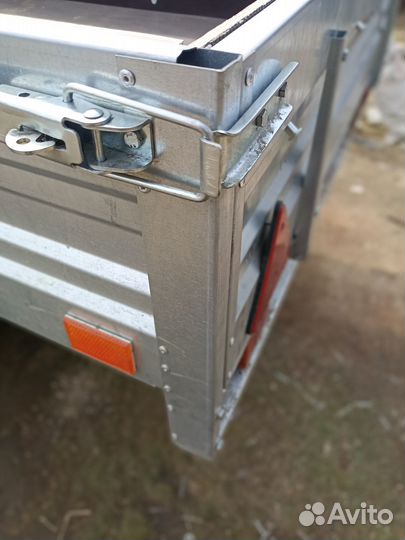 Прицеп легковой