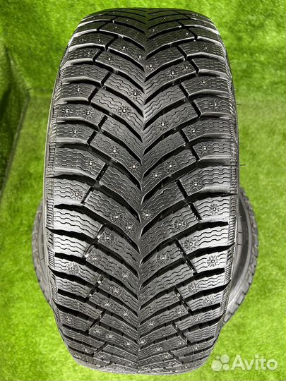 Michelin X-Ice North 4 SUV 235/55 R18 104T