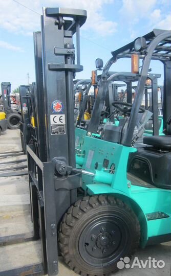 Вилочный погрузчик Dalian CPCD35RB, 2023